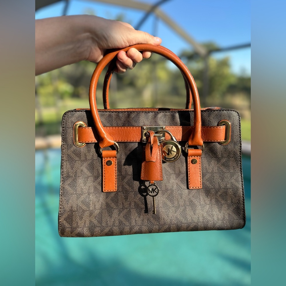 Micheal Kors satchel